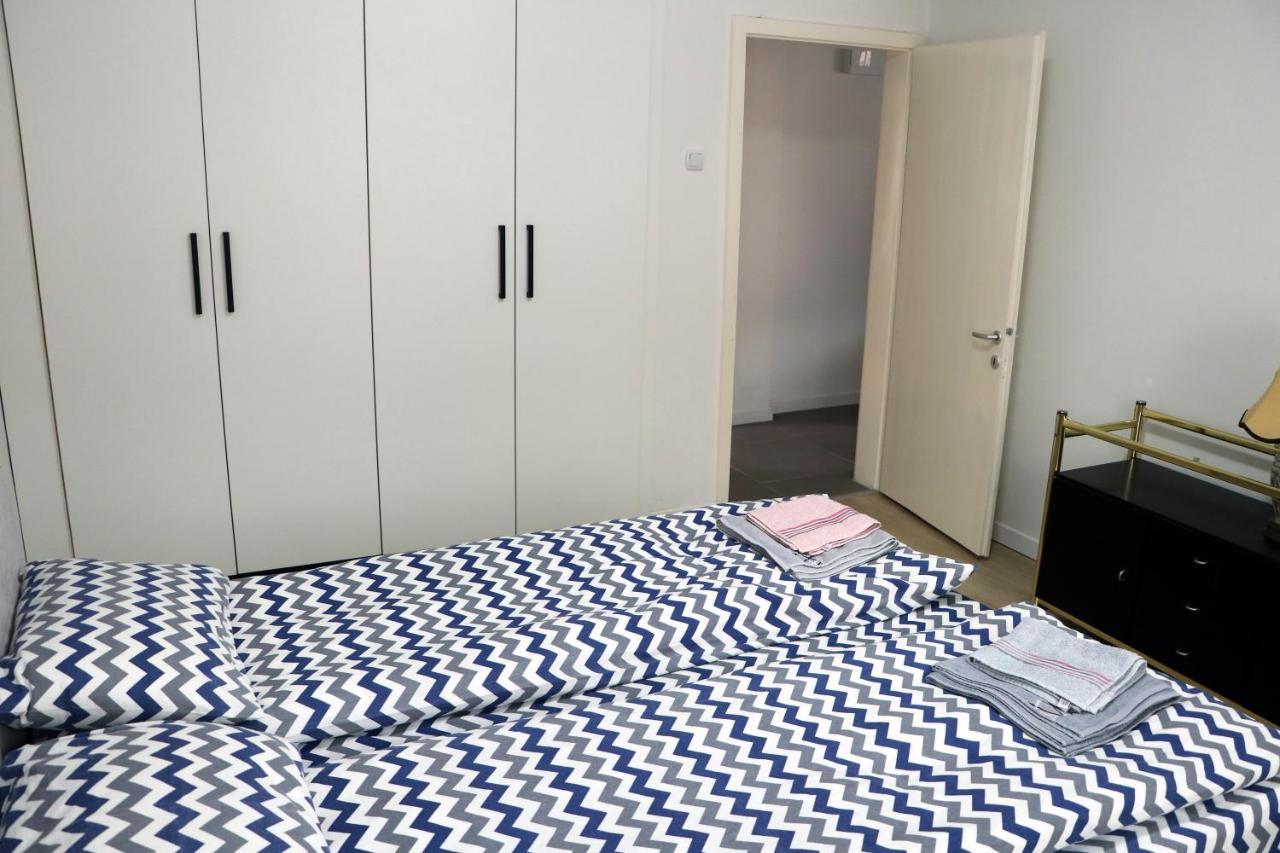 Spacious Modern Apartment Kisela Voda Skopje Esterno foto